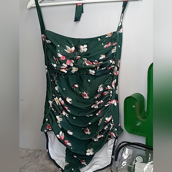 Womens Size XL Tummy Control Swimwear Halter One Piece Slimming Retro Swimsuit - Picture 6 of 10